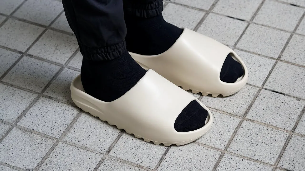 adidas Yeezy Slide Bone (2022 Restock)