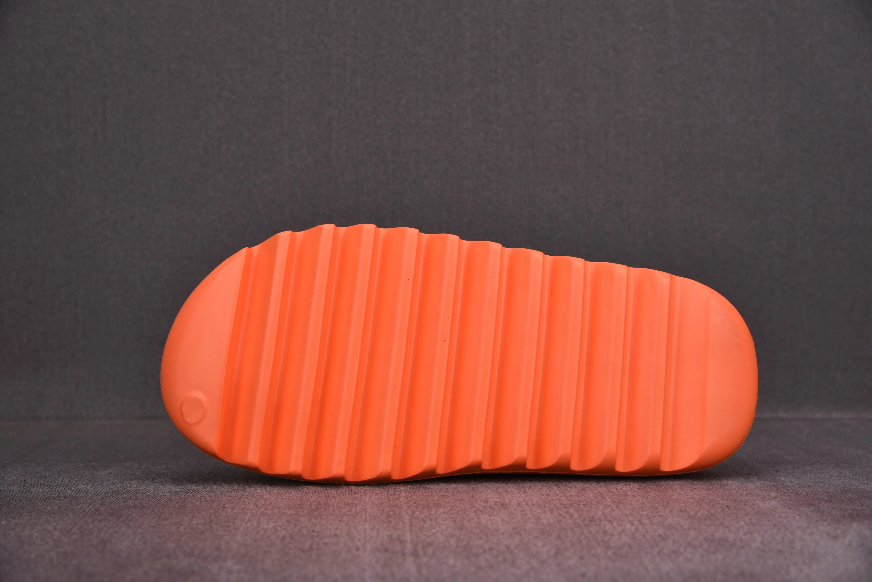 adidas Yeezy Slide Enflame Orange (One Size Smaller!!)