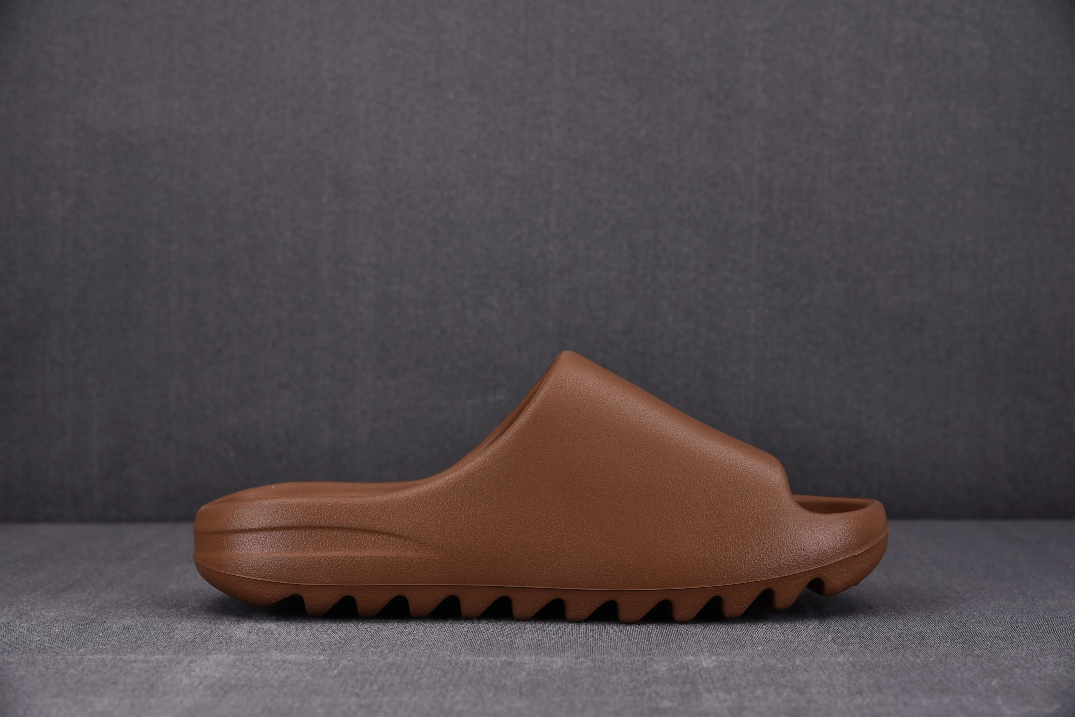 adidas Yeezy Slide Flax