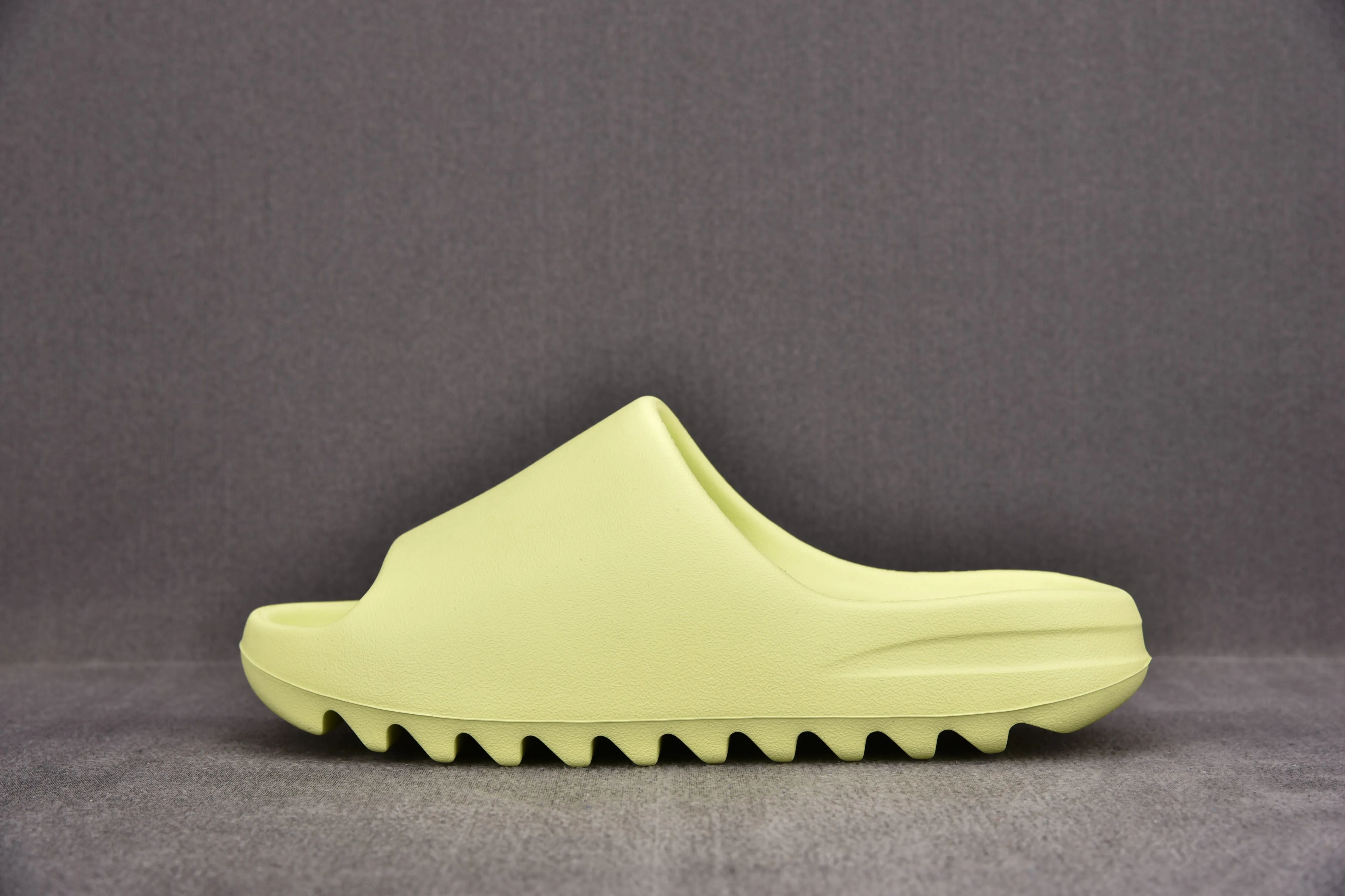 adidas Yeezy Slide Glow Green (One Size Smaller!!)