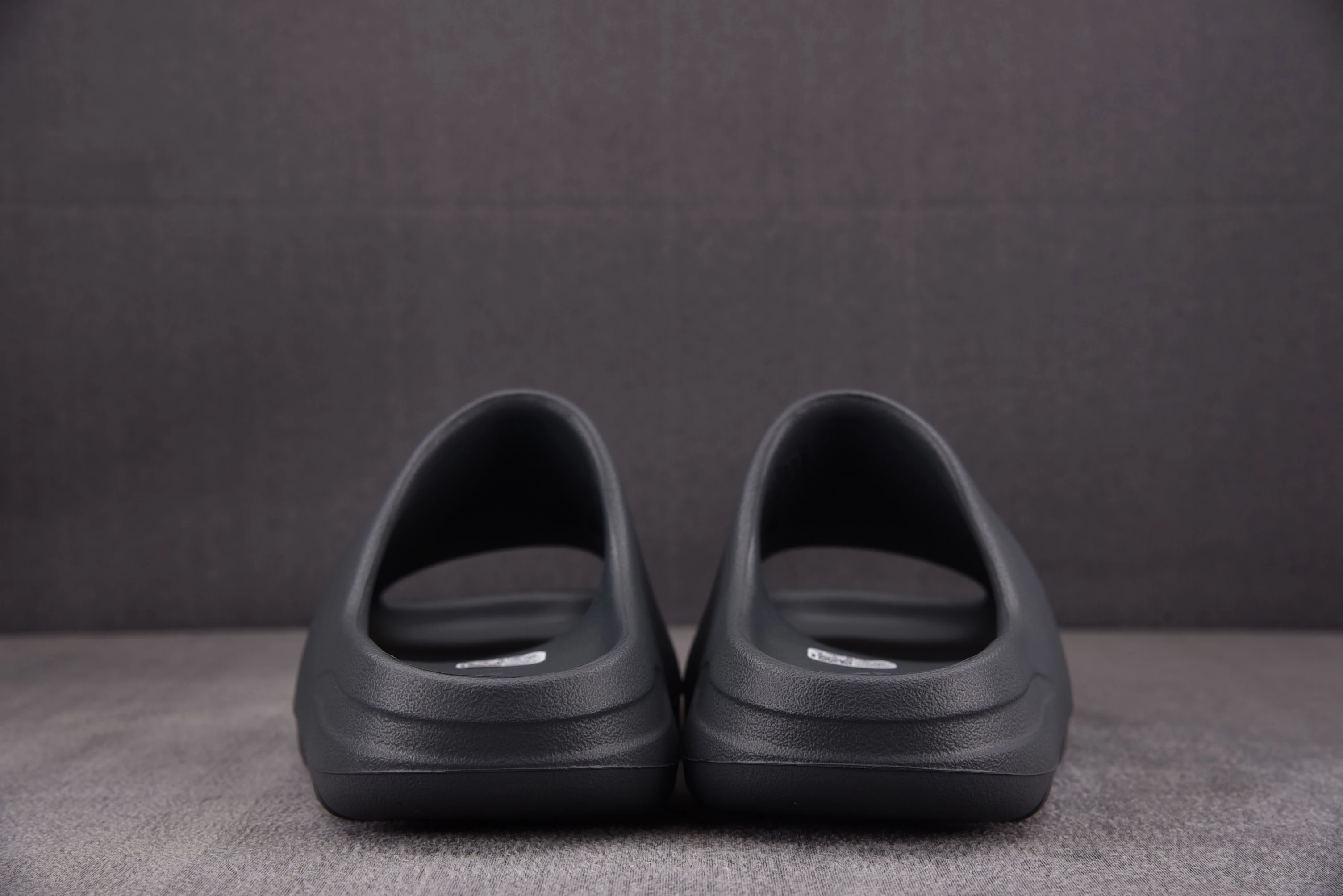 adidas Yeezy Slide Slate Grey(One Size Smaller!!)