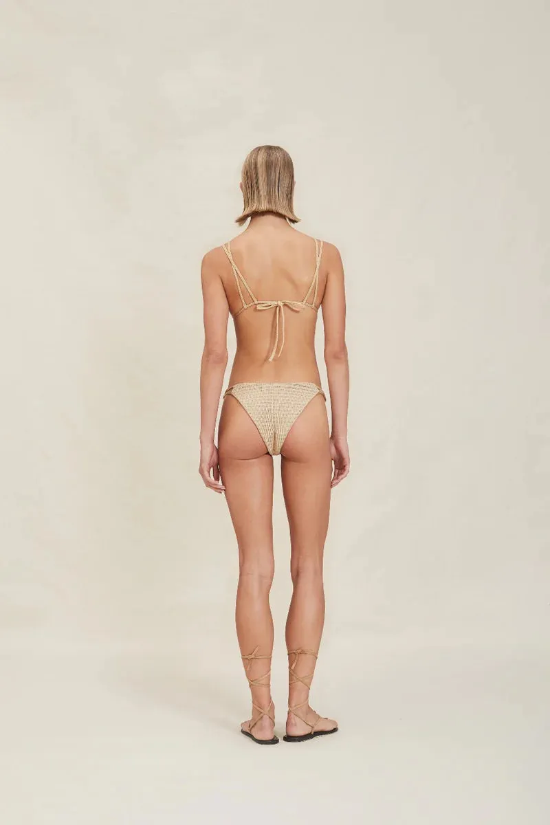 Devon Windsor - Carley Bottom - Raffia