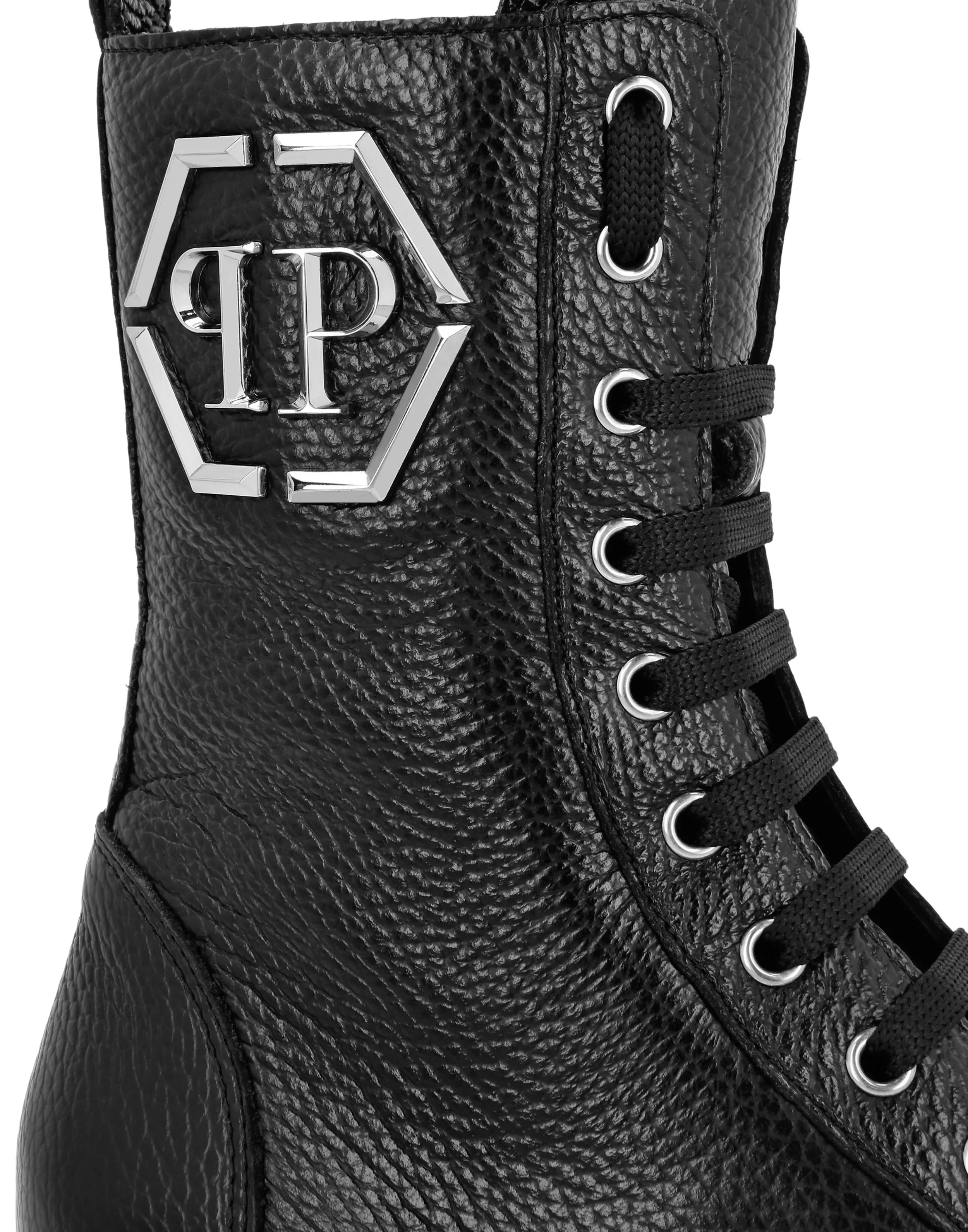 Embossed Leather Boots Mid Flat