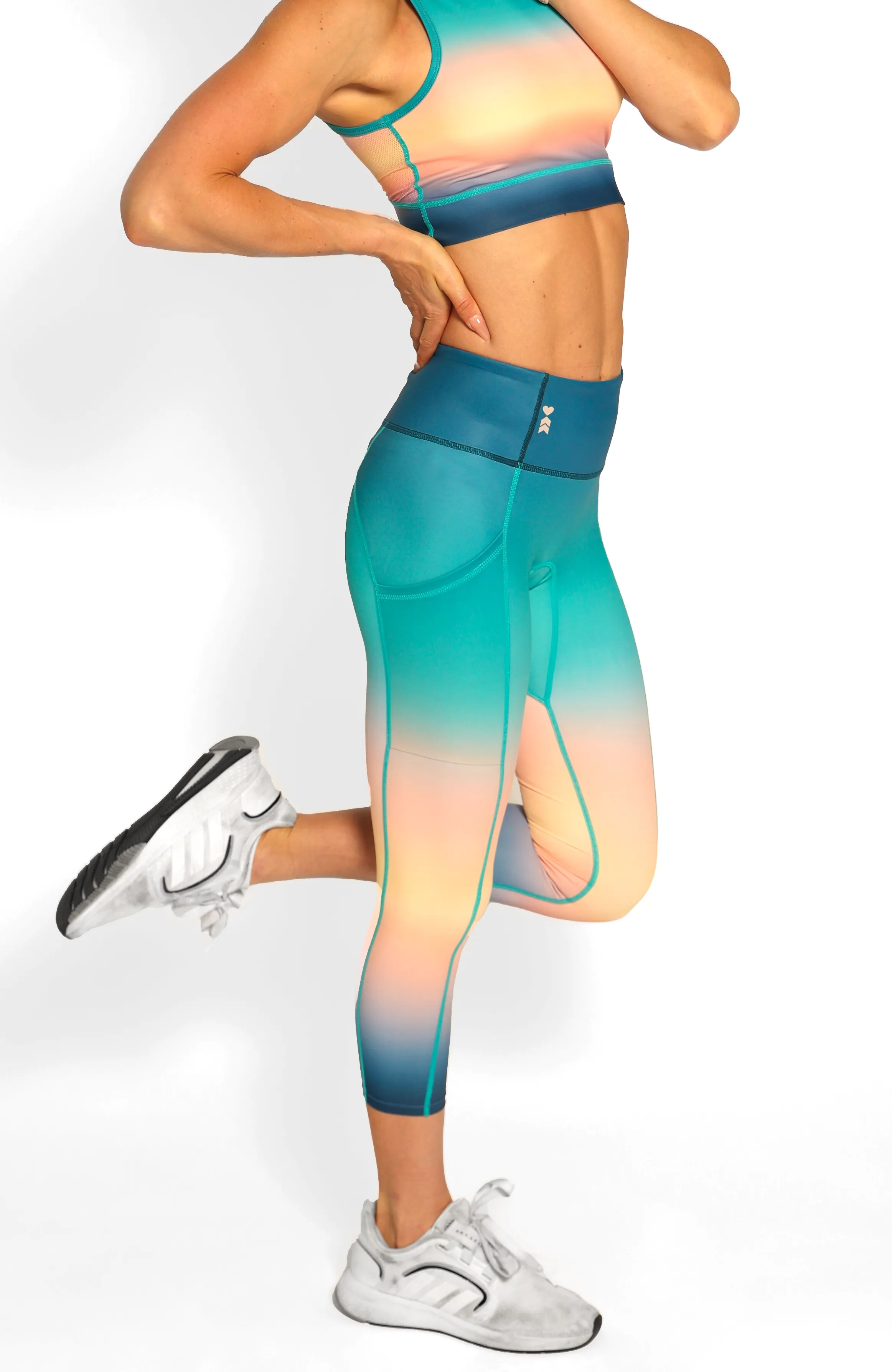 Solar Flare Performance 7/8 Tights