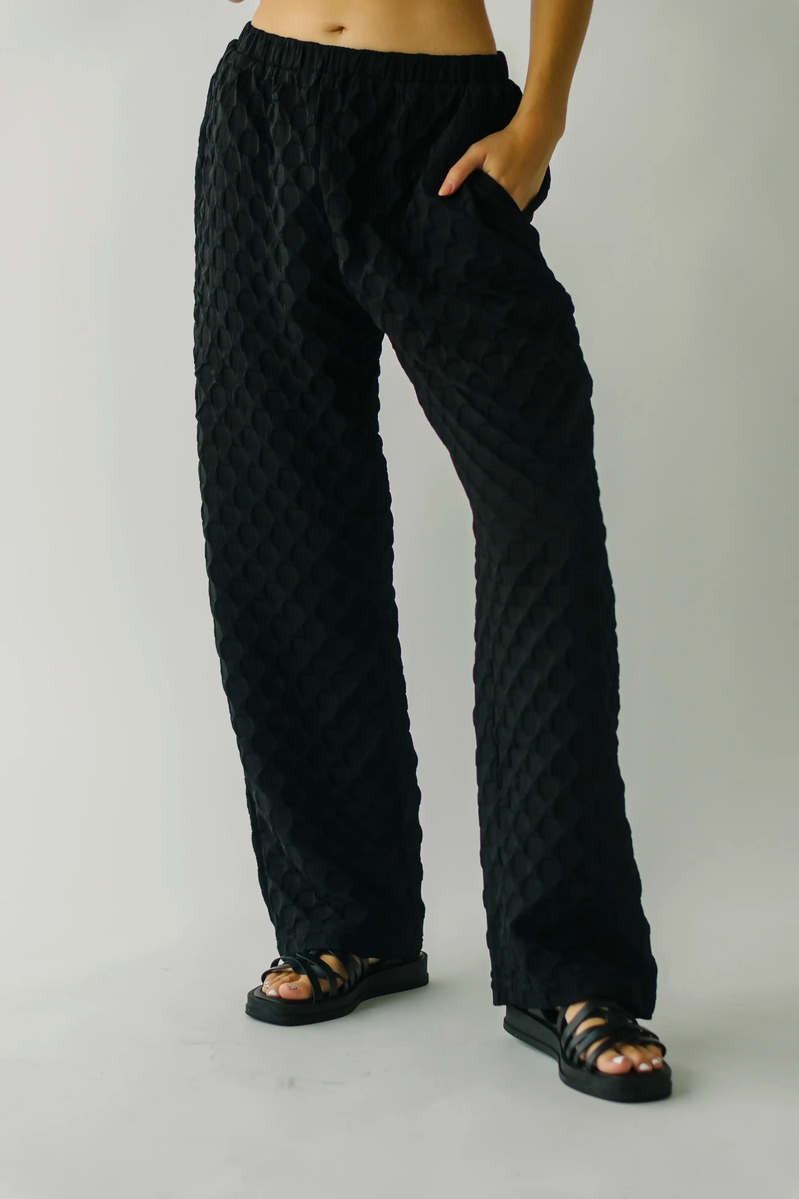 The Bayfield Textured Pant in Black