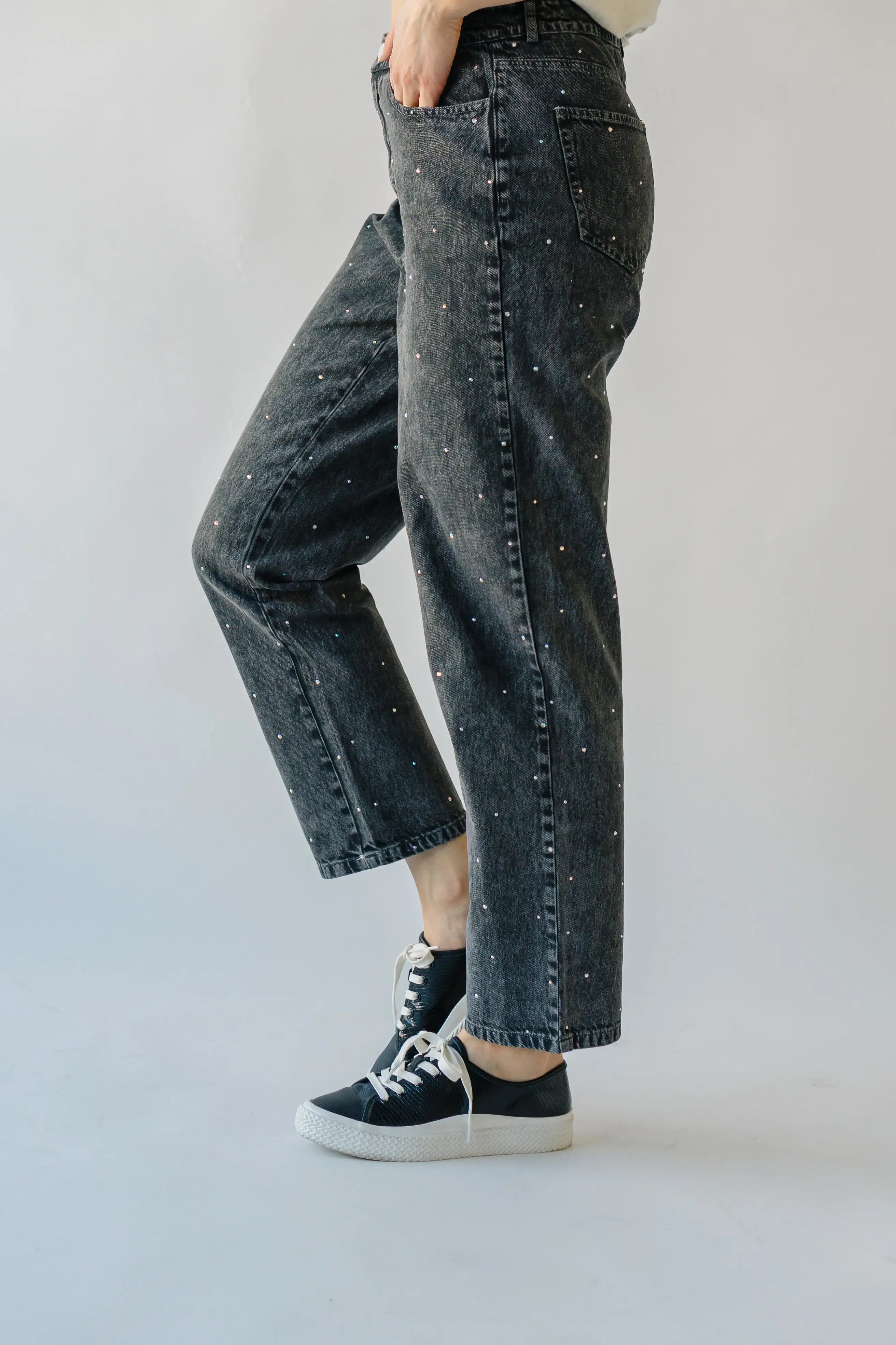 The Dana Rhinestone Jean in Washed Grey