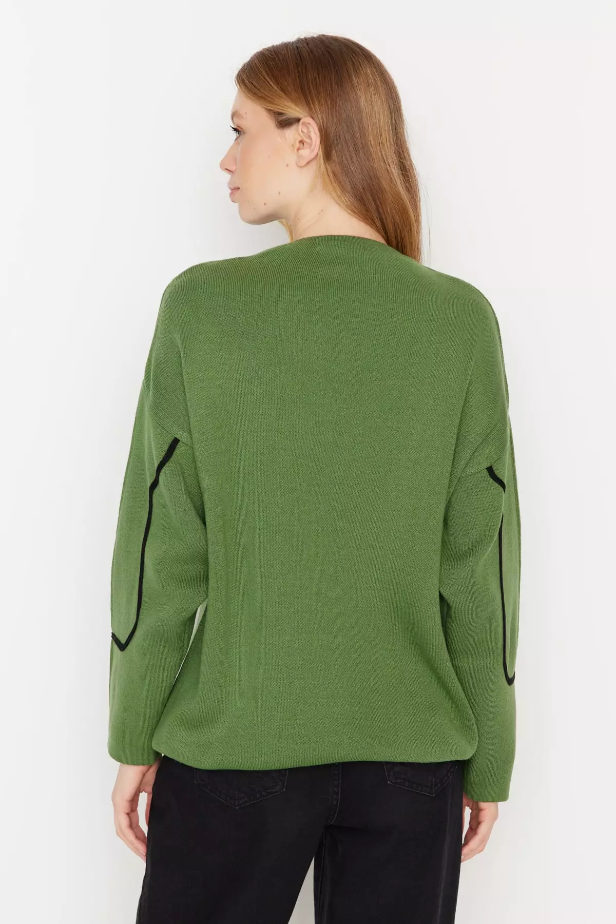 Trendyol Line Detailed Knitted Sweater